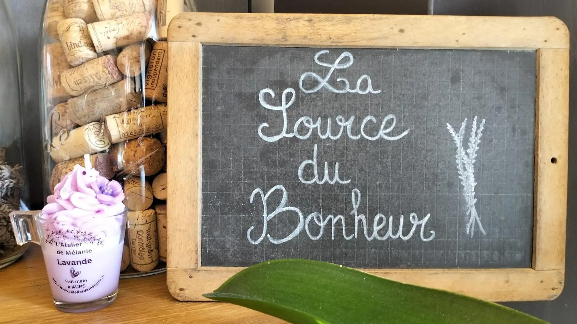 La Source Du Bonheur Chambres Et Table D'Hotes Rieupeyroux  Couette-café Rieupeyroux (Aveyron)
